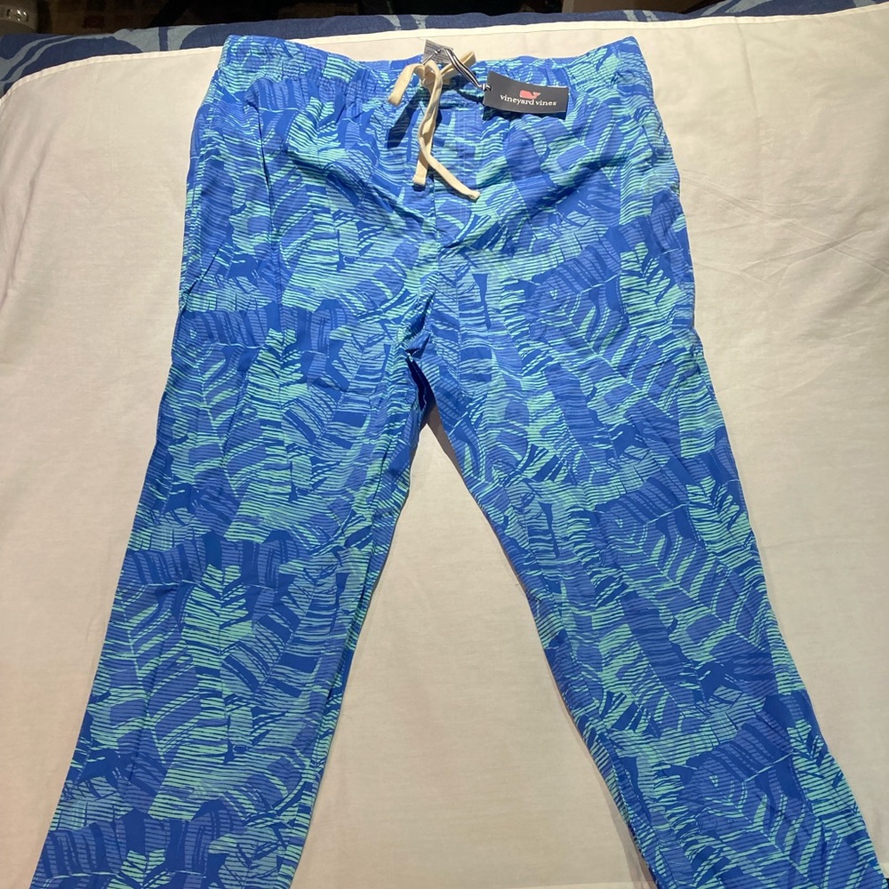 Men’s Vineyard Vines lounge pants! Size 2X, NWT! $65.00!